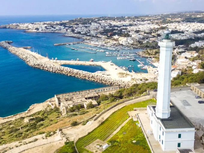 santa-maria-di-leuca-faro.jpg